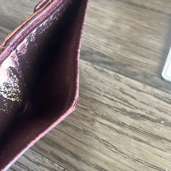 Louis Vuitton Slim Purple Taiga Billfold - Picture 7 of 14